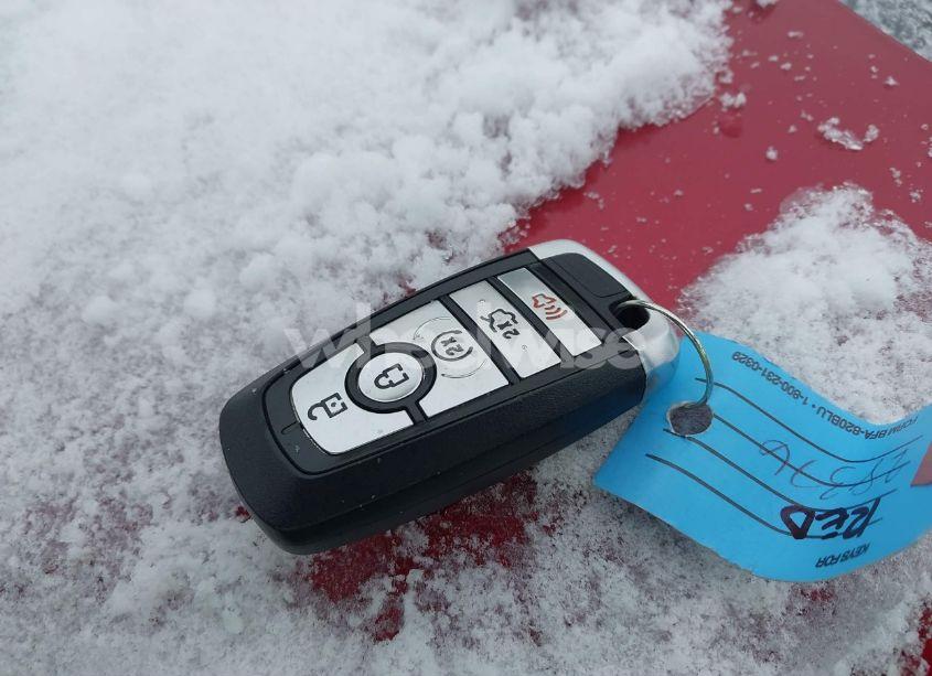 Photo 11 of 2018 Ford Edge SEL (VIN 2FMPK4J95JBC36071)