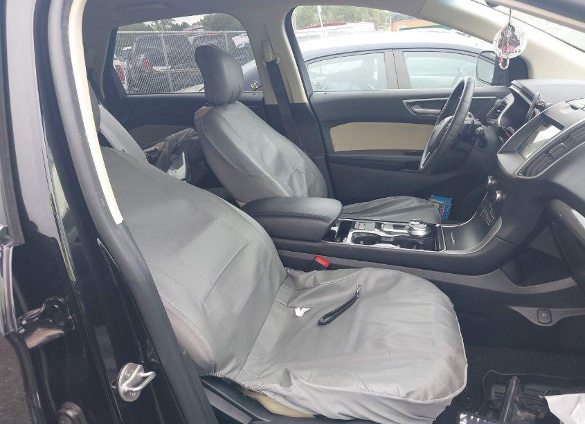 Photo 5 of 2019 Ford Edge SEL (VIN 2FMPK4J95KBC45449)