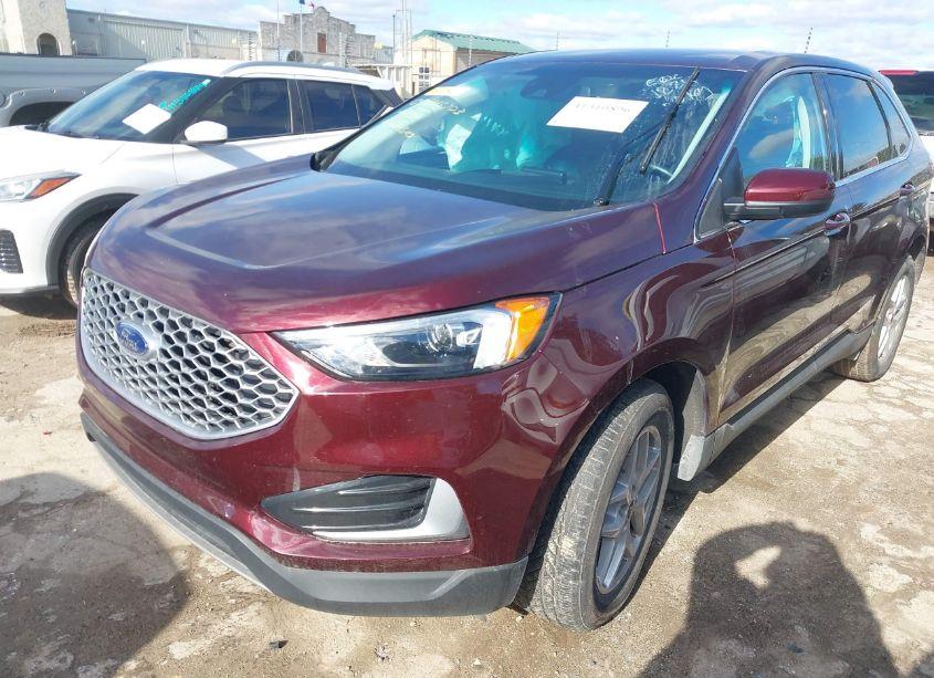 Photo 2 of 2023 Ford Edge (VIN 2FMPK4J95PBA21072)