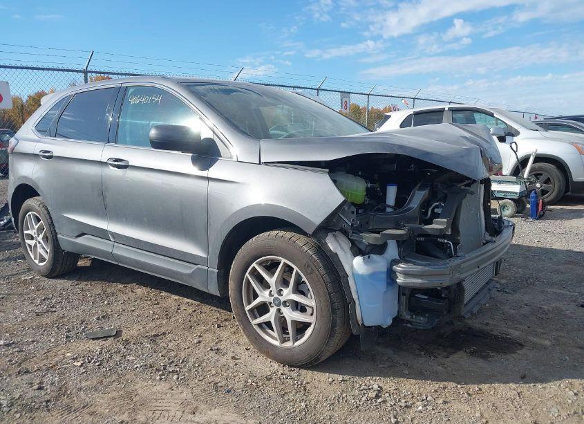 2024 Ford Edge SEL (VIN 2FMPK4J95RBA25996) main photo