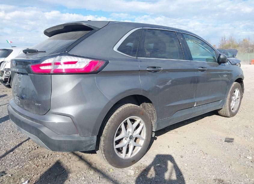 Photo 4 of 2024 Ford Edge SEL (VIN 2FMPK4J95RBA25996)