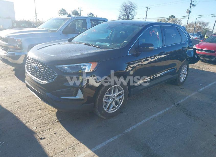 Photo 2 of 2024 Ford Edge SEL (VIN 2FMPK4J95RBA81033)
