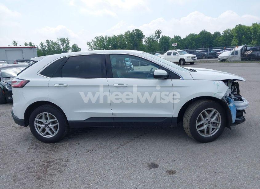 Photo 13 of 2024 Ford Edge SEL (VIN 2FMPK4J95RBB00650)