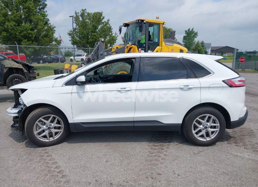 Photo 14 of 2024 Ford Edge SEL (VIN 2FMPK4J95RBB00650)