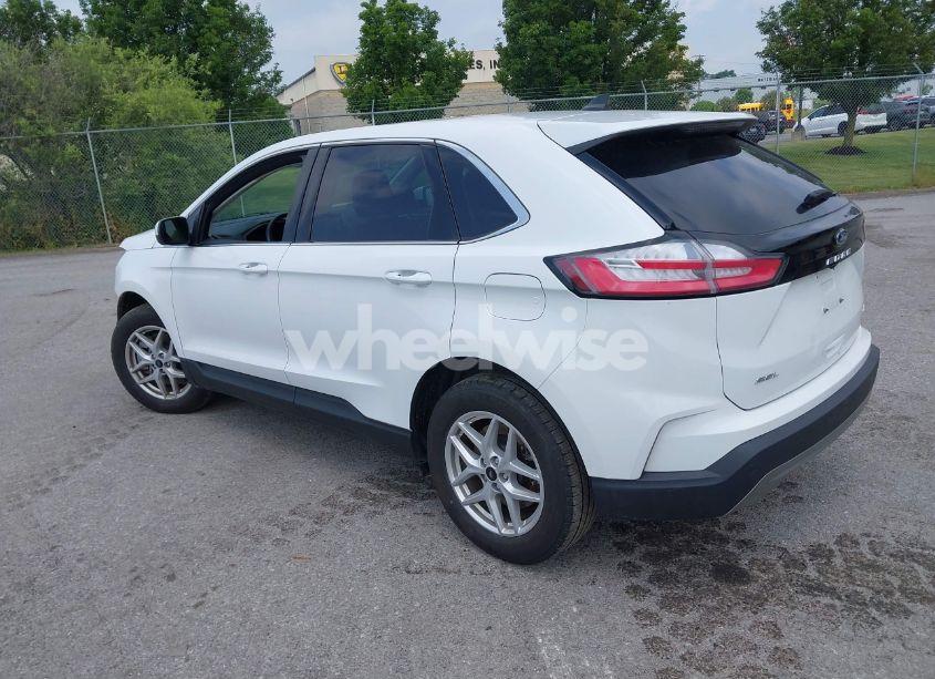 Photo 3 of 2024 Ford Edge SEL (VIN 2FMPK4J95RBB00650)