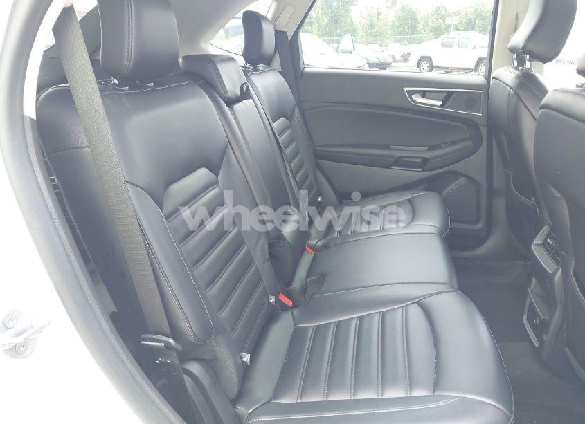 Photo 8 of 2024 Ford Edge SEL (VIN 2FMPK4J95RBB00650)