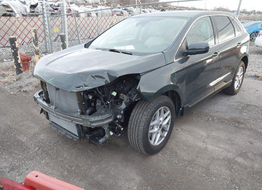 Photo 2 of 2024 Ford Edge SEL (VIN 2FMPK4J95RBB10577)