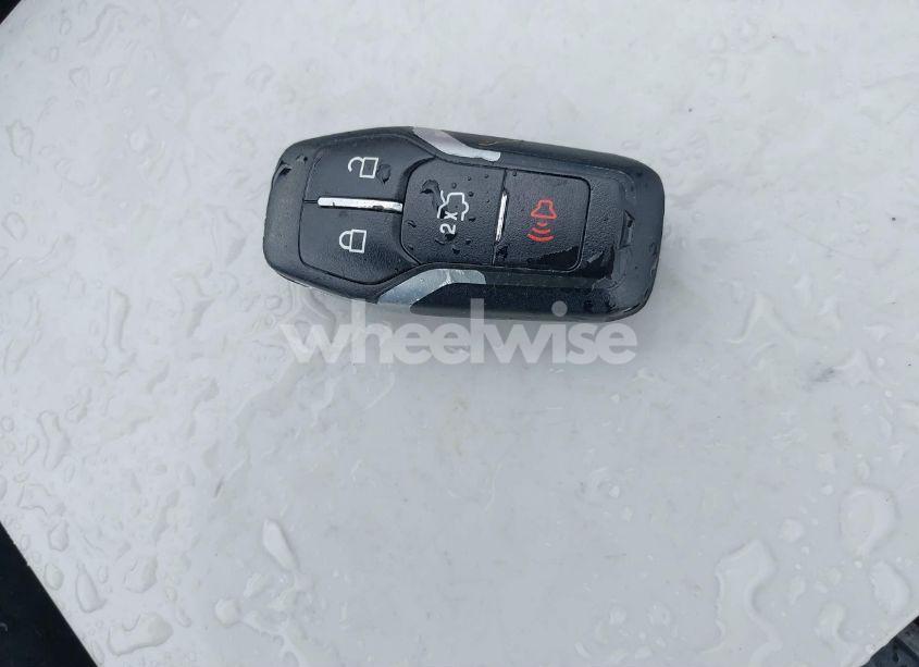 Photo 11 of 2016 Ford Edge SEL (VIN 2FMPK4J96GBB19740)