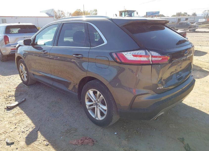 Photo 3 of 2019 Ford Edge SEL (VIN 2FMPK4J96KBB40497)