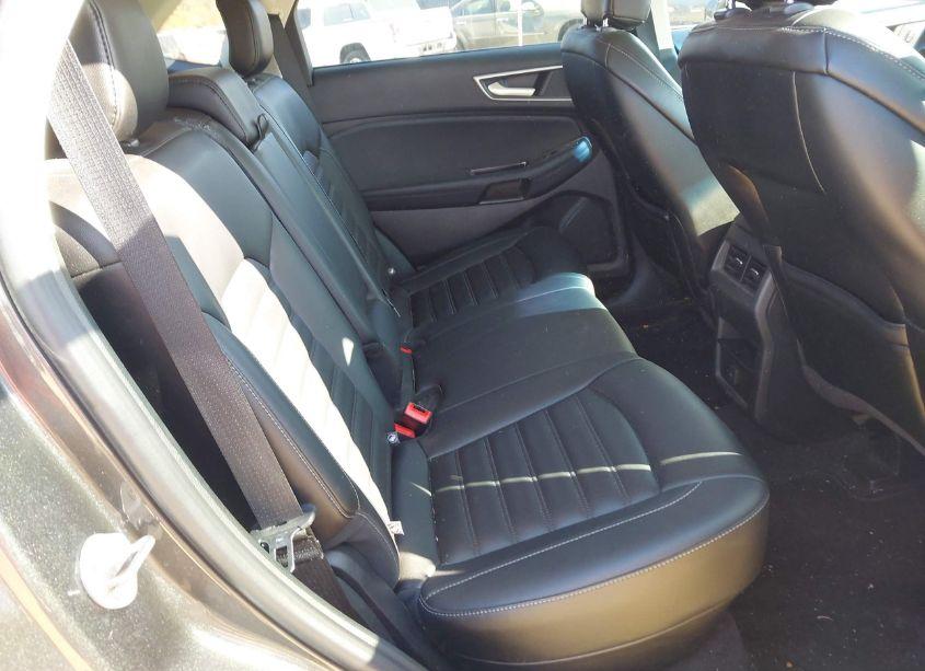 Photo 8 of 2019 Ford Edge SEL (VIN 2FMPK4J96KBB40497)