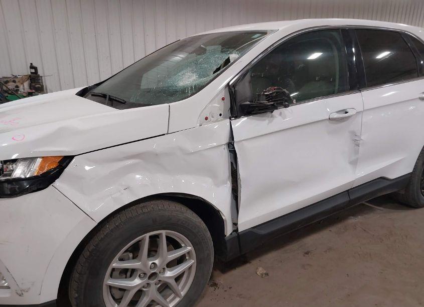 Photo 6 of 2021 Ford Edge SEL (VIN 2FMPK4J96MBA26809)