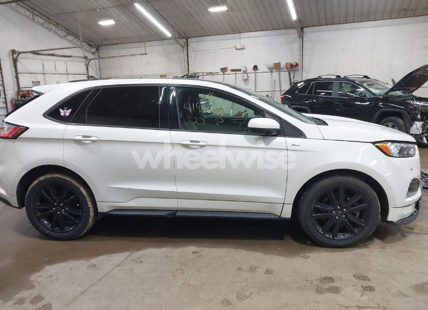 Photo 13 of 2022 Ford Edge ST-LINE (VIN 2FMPK4J96NBA59780)