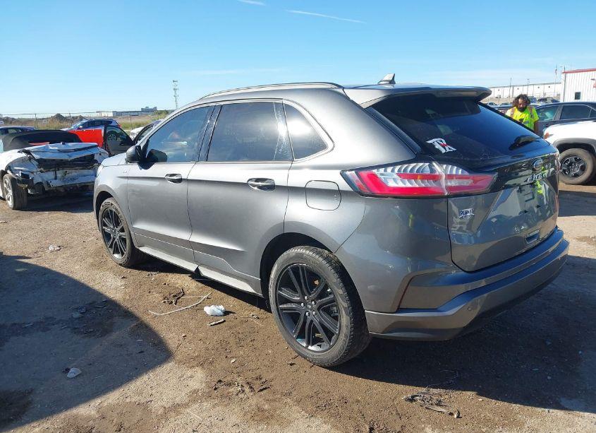 Photo 3 of 2022 Ford Edge ST-LINE (VIN 2FMPK4J96NBA88860)