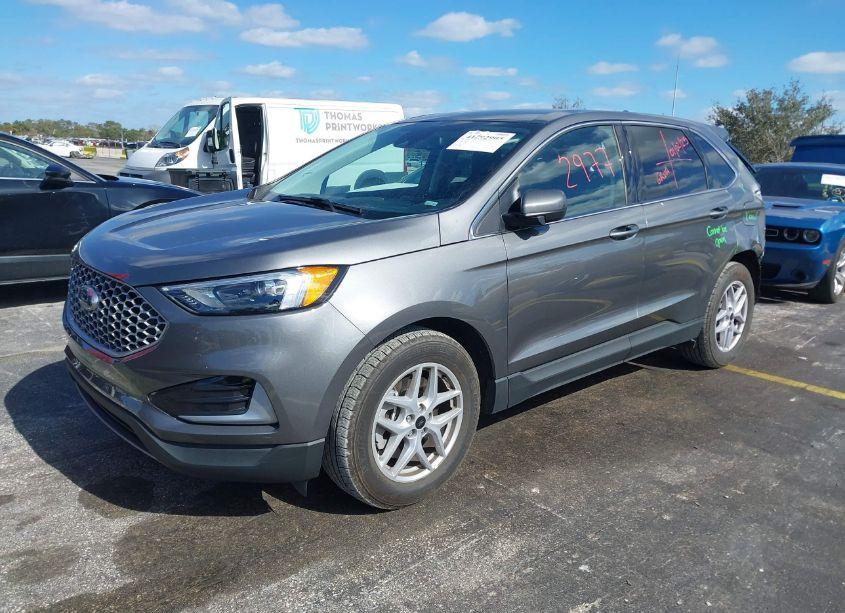 Photo 2 of 2024 Ford Edge SEL (VIN 2FMPK4J96RBA92977)