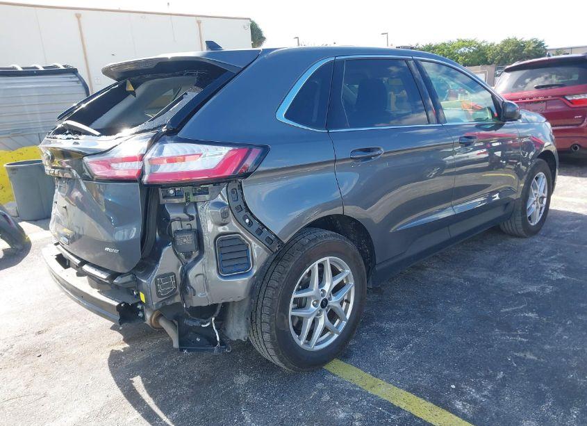 Photo 4 of 2024 Ford Edge SEL (VIN 2FMPK4J96RBA92977)