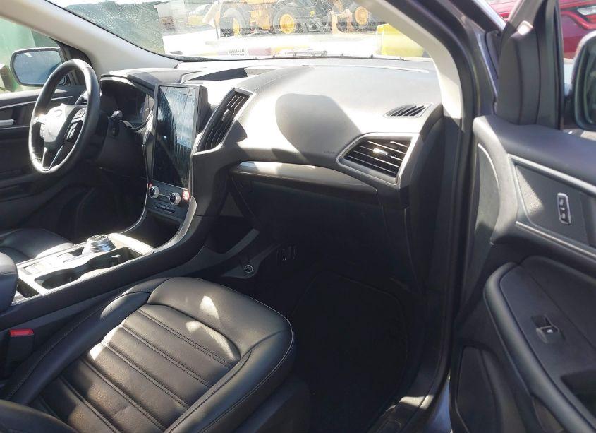 Photo 5 of 2024 Ford Edge SEL (VIN 2FMPK4J96RBA92977)