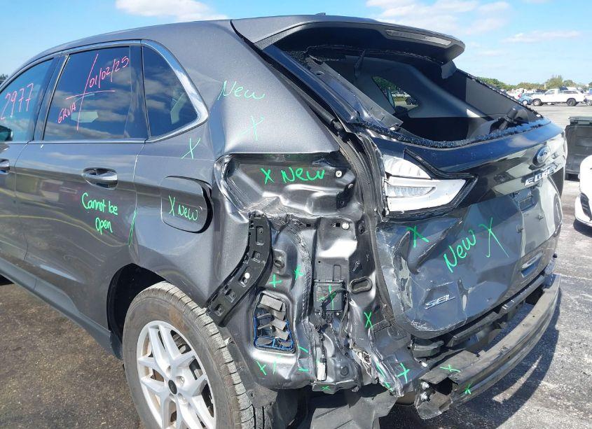 Photo 6 of 2024 Ford Edge SEL (VIN 2FMPK4J96RBA92977)