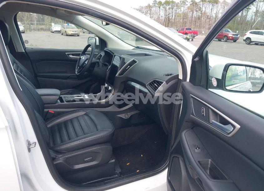 Photo 5 of 2024 Ford Edge SEL (VIN 2FMPK4J97RBA75864)