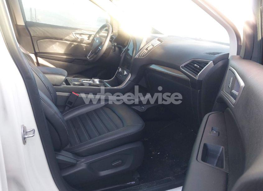 Photo 5 of 2024 Ford Edge SEL (VIN 2FMPK4J97RBB16865)