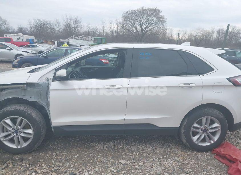 Photo 15 of 2018 Ford Edge SEL (VIN 2FMPK4J98JBC21516)