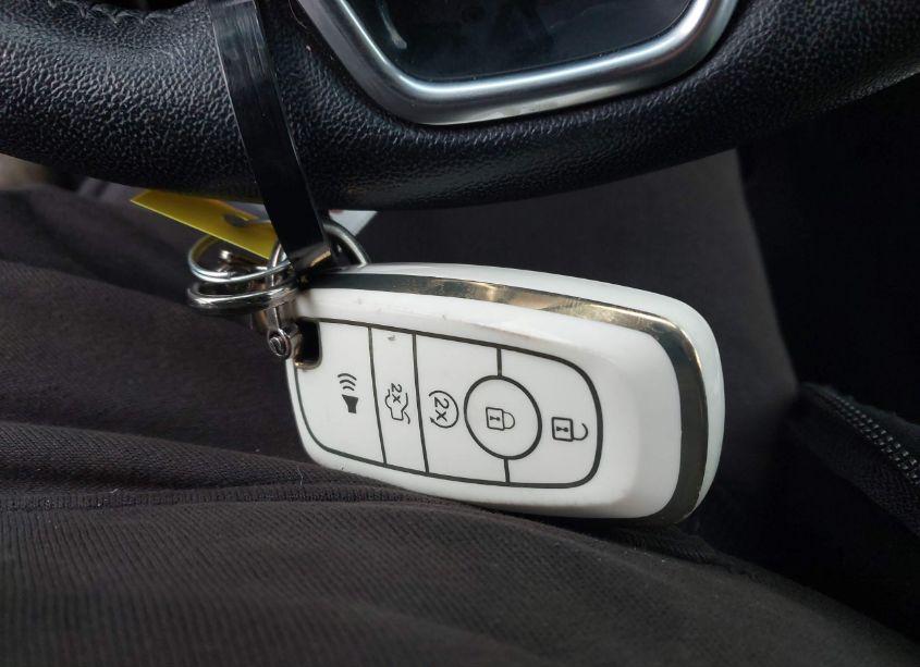 Photo 11 of 2019 Ford Edge SEL (VIN 2FMPK4J98KBC14177)