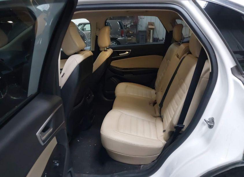 Photo 8 of 2020 Ford Edge SEL (VIN 2FMPK4J98LBA58143)