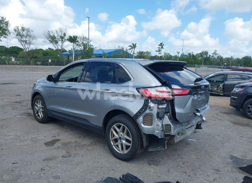 Photo 3 of 2022 Ford Edge SEL (VIN 2FMPK4J98NBA53639)