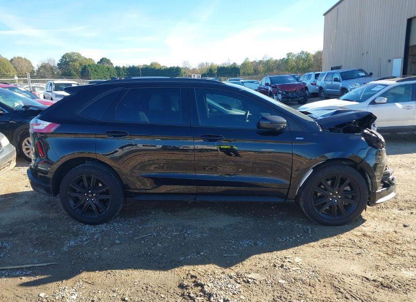 Photo 13 of 2024 Ford Edge ST-LINE (VIN 2FMPK4J98RBA16354)