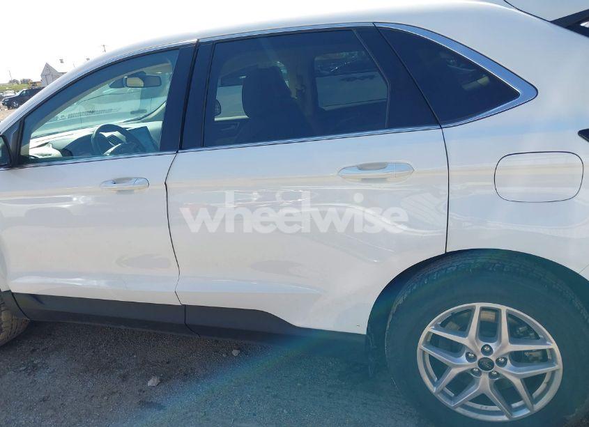 Photo 14 of 2024 Ford Edge SEL (VIN 2FMPK4J98RBA49290)