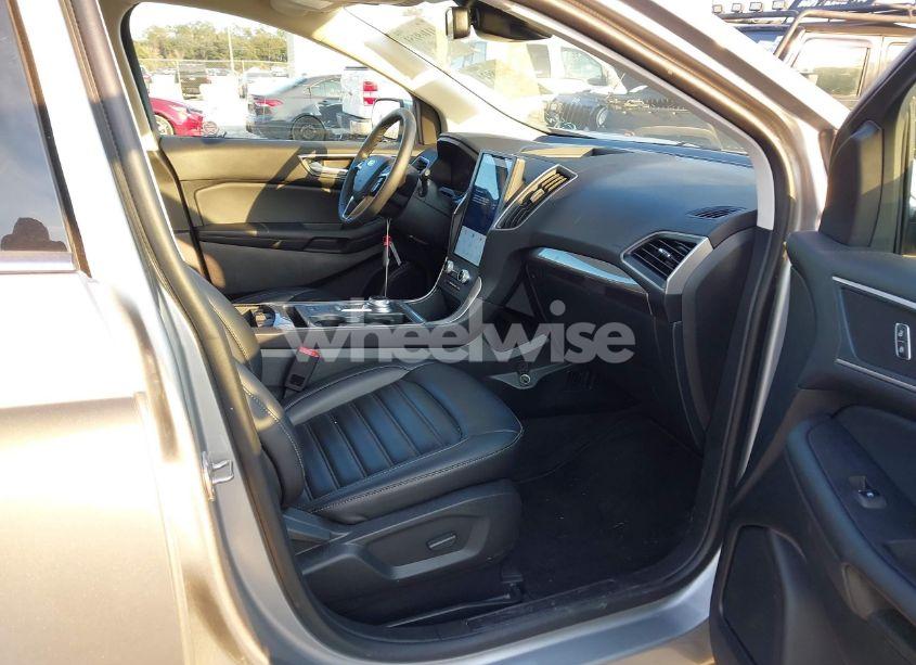 Photo 5 of 2024 Ford Edge SEL (VIN 2FMPK4J98RBA77803)