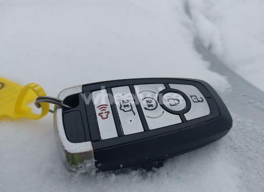 Photo 11 of 2016 Ford Edge SEL (VIN 2FMPK4J99GBC03633)