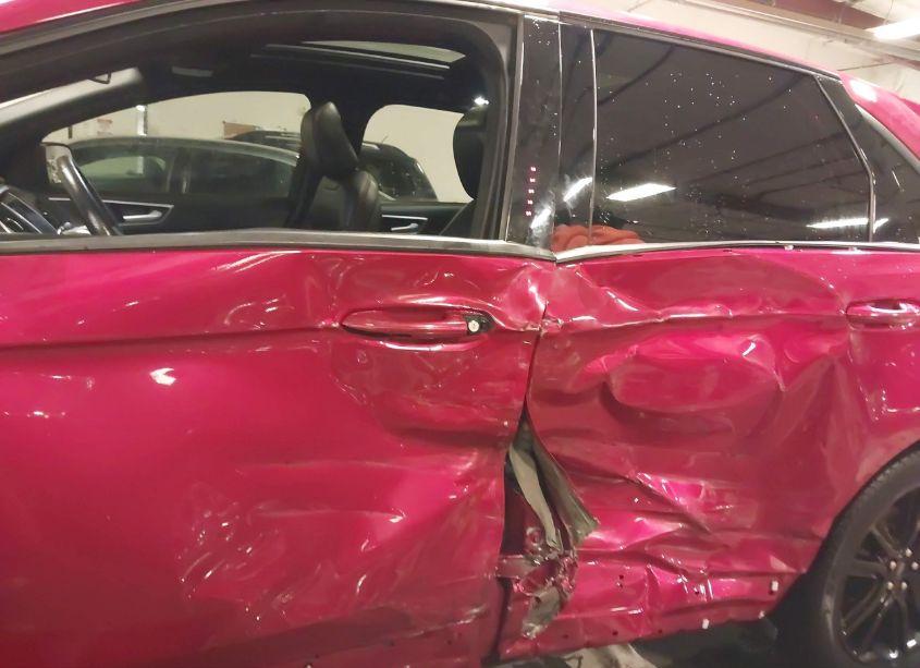 Photo 6 of 2020 Ford Edge ST LINE (VIN 2FMPK4J99LBB33643)