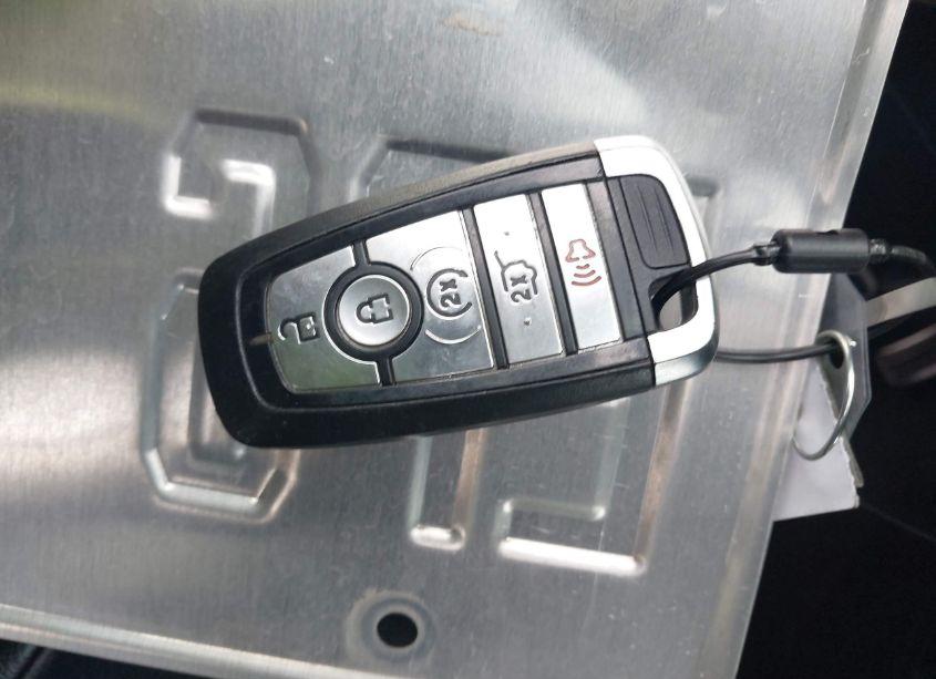 Photo 11 of 2022 Ford Edge ST-LINE (VIN 2FMPK4J99NBA34193)