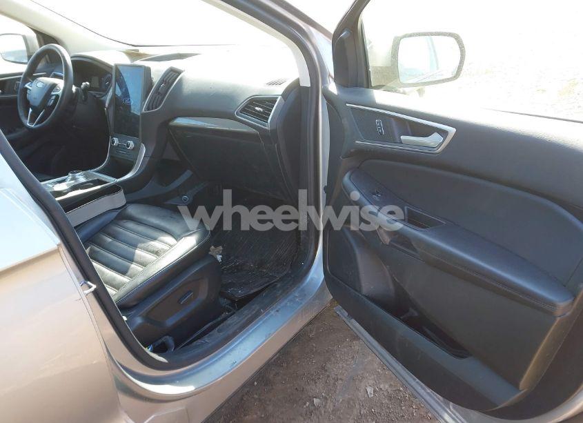 Photo 5 of 2024 Ford Edge SEL (VIN 2FMPK4J99RBA29842)