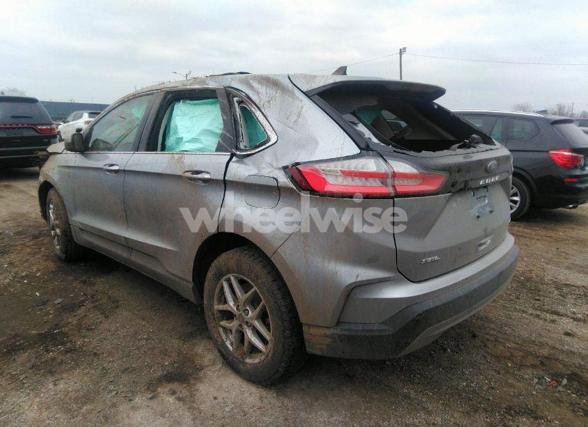 Photo 3 of 2024 Ford Edge SEL (VIN 2FMPK4J99RBA44969)