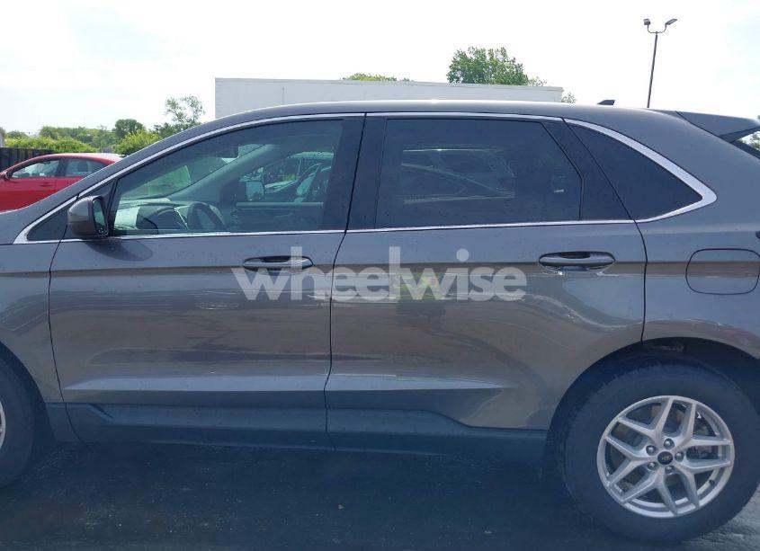 Photo 15 of 2024 Ford Edge SEL (VIN 2FMPK4J99RBB15264)