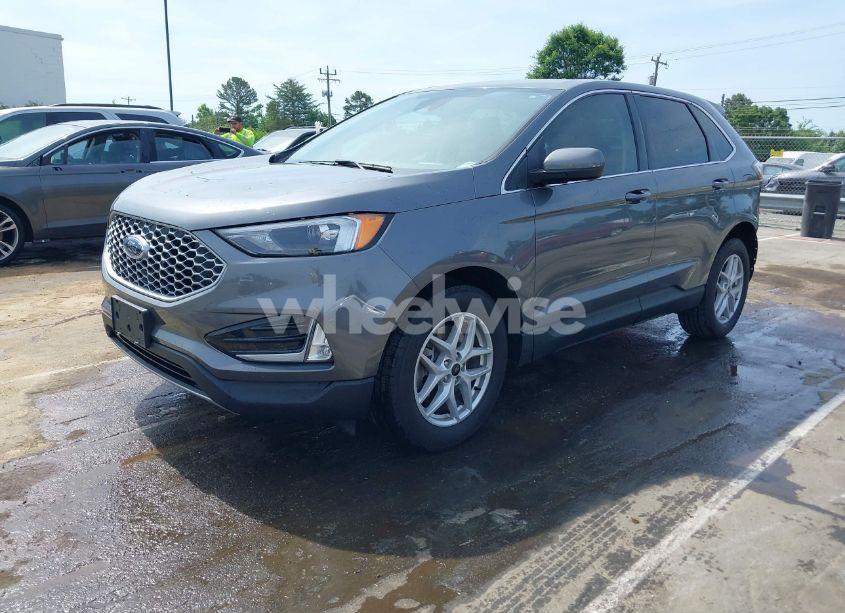 Photo 2 of 2024 Ford Edge SEL (VIN 2FMPK4J99RBB15264)
