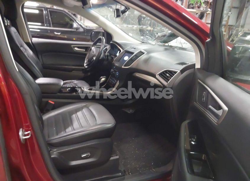 Photo 5 of 2018 Ford Edge SEL (VIN 2FMPK4J9XJBB51100)