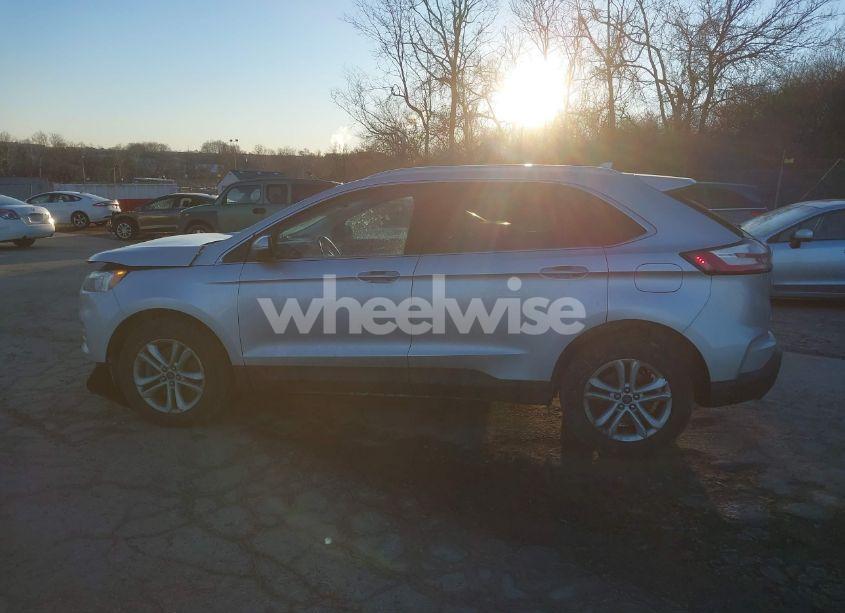 Photo 13 of 2019 Ford Edge SEL (VIN 2FMPK4J9XKBC14326)