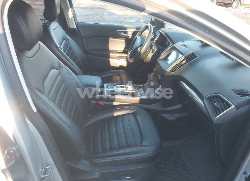Photo 4 of 2019 Ford Edge SEL (VIN 2FMPK4J9XKBC14326)