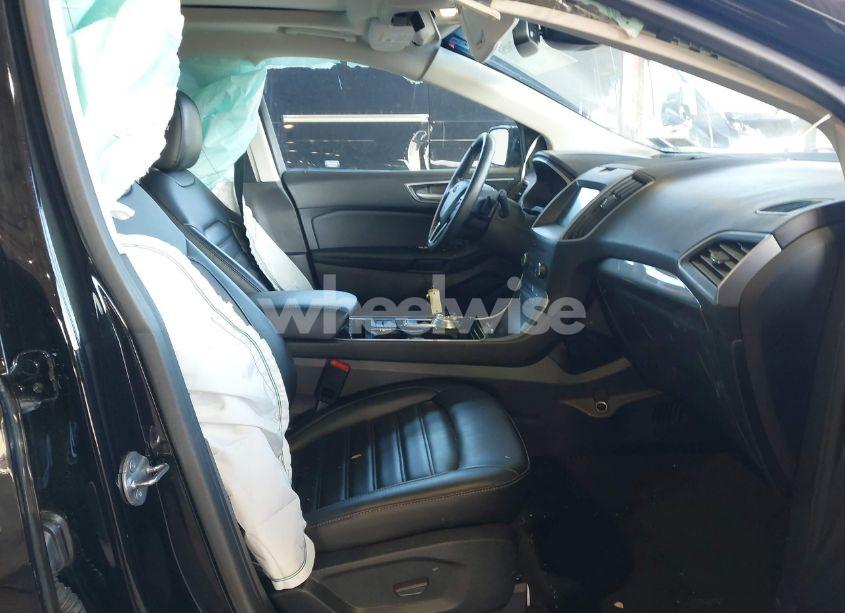 Photo 5 of 2020 Ford Edge SEL (VIN 2FMPK4J9XLBB00957)