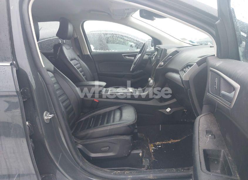 Photo 5 of 2021 Ford Edge SEL (VIN 2FMPK4J9XMBA02531)