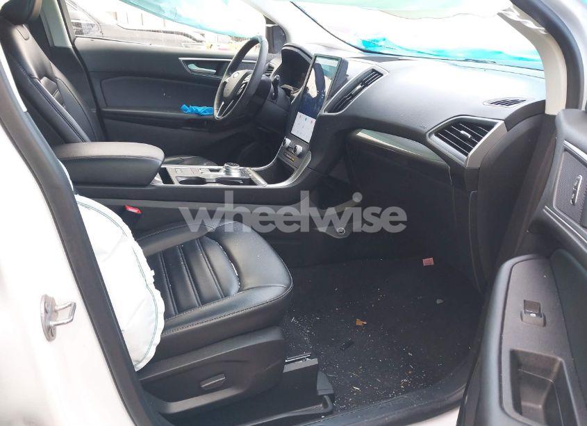 Photo 5 of 2023 Ford Edge SEL (VIN 2FMPK4J9XPBA27403)