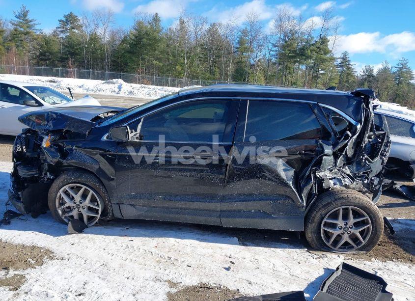Photo 14 of 2024 Ford Edge SEL (VIN 2FMPK4J9XRBA29350)