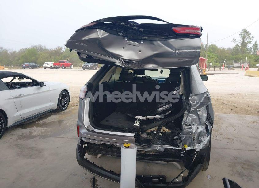 Photo 17 of 2024 Ford Edge SEL (VIN 2FMPK4J9XRBA55902)