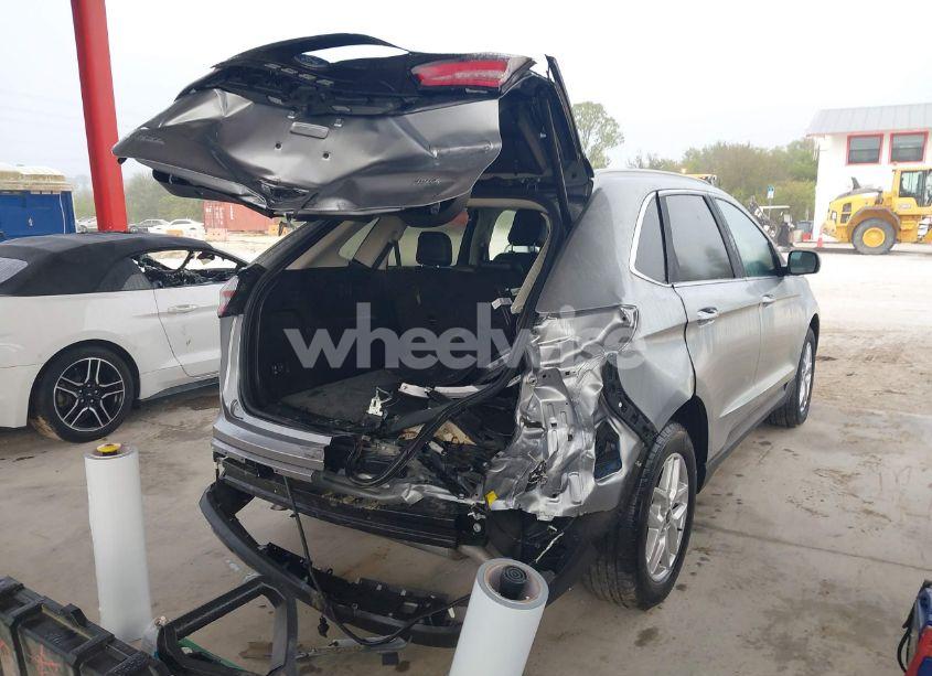 Photo 4 of 2024 Ford Edge SEL (VIN 2FMPK4J9XRBA55902)