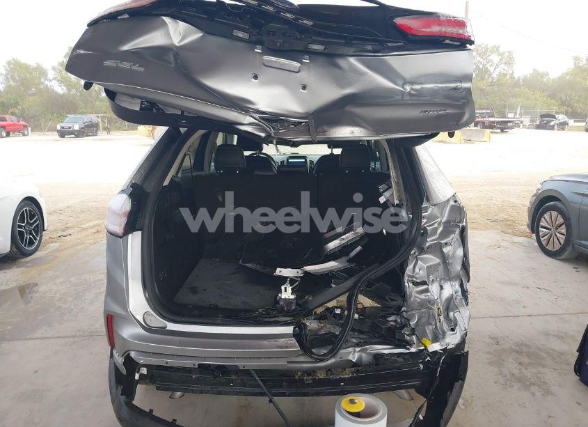 Photo 6 of 2024 Ford Edge SEL (VIN 2FMPK4J9XRBA55902)
