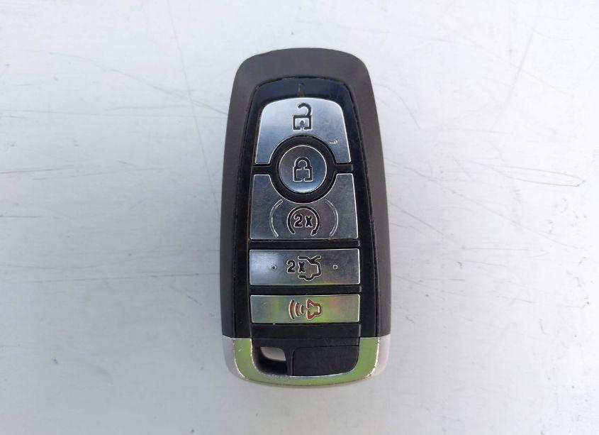 Photo 11 of 2017 Ford Edge TITANIUM (VIN 2FMPK4K81HBB37652)