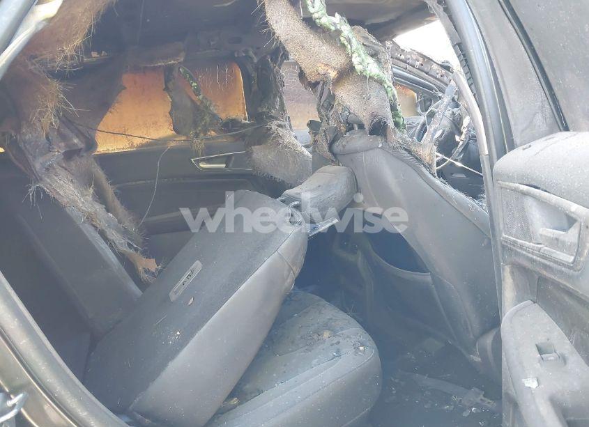 Photo 8 of 2018 Ford Edge TITANIUM (VIN 2FMPK4K82JBC13465)