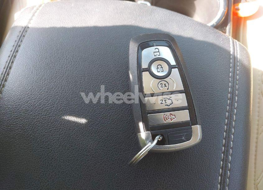 Photo 11 of 2018 Ford Edge TITANIUM (VIN 2FMPK4K84JBB93204)